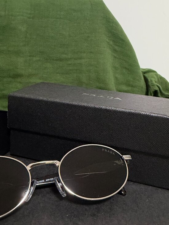 Prada glasses main image 4